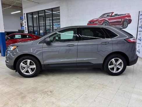 Certified 2022 Ford Edge SEL w/ Convenience Package image 4