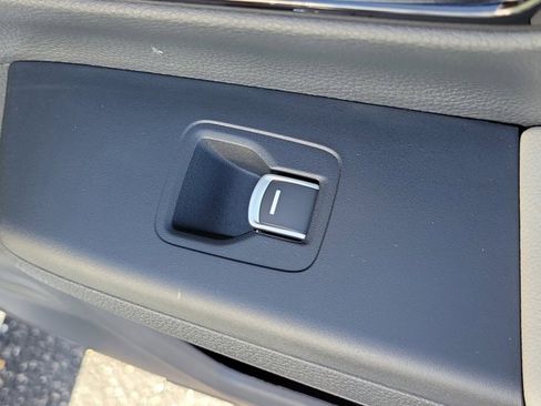 Used 2024 Honda CR-V EX-L image 12