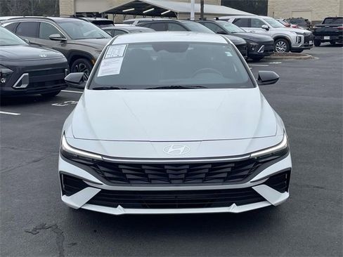 Certified 2025 Hyundai Elantra Sport image 2