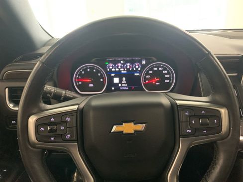 Used 2021 Chevrolet Tahoe Premier w/ Premium Package image 26