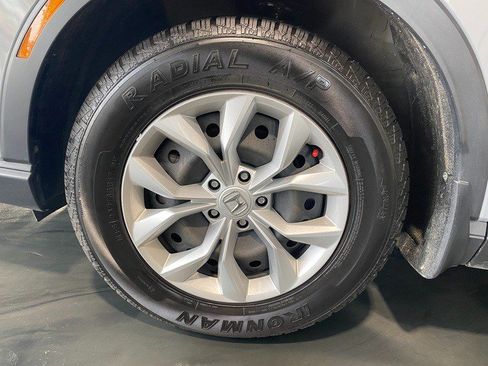 Used 2024 Honda CR-V LX image 5