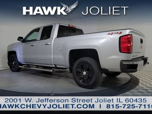 Used 2018 Chevrolet Silverado 1500 LT AWD/4WD image 6
