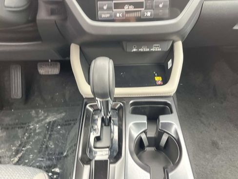 New 2026 Subaru Forester Premium image 15