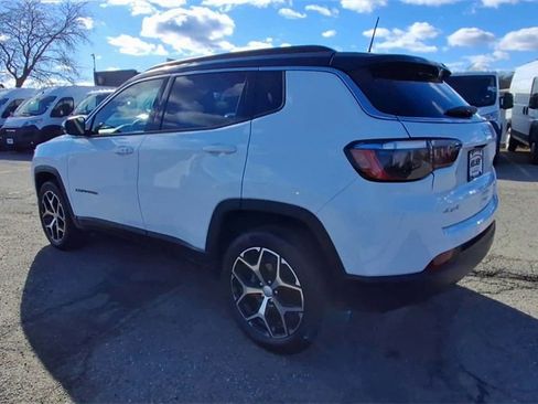 Certified 2024 Jeep Compass Limited image 6