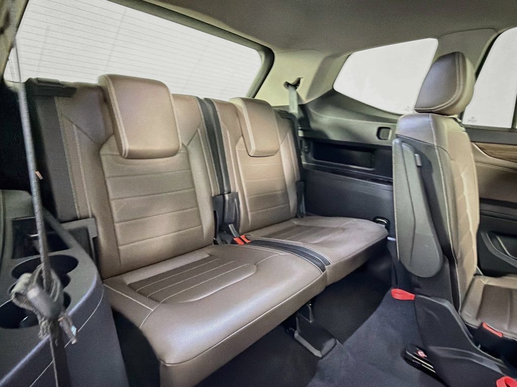 Used 2024 Volkswagen Atlas SEL AWD/4WD image 26