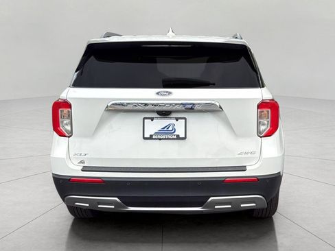 Certified 2024 Ford Explorer XLT w/ Equipment Group 202A AWD/4WD image 10