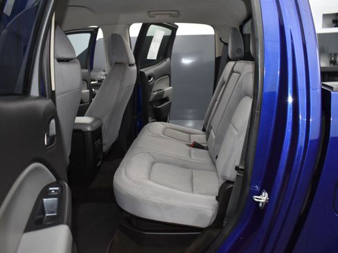 Used 2017 Chevrolet Colorado LT w/ LT Convenience Package image 13