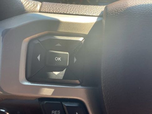 Used 2018 Ford F150 King Ranch w/ Equipment Group 601A Luxury AWD/4WD image 21