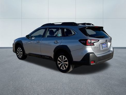 Used 2023 Subaru Outback 2.5i image 8