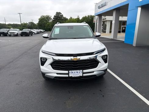 New 2026 Chevrolet TrailBlazer LT w/ Driver Confidence Package FWD image 3