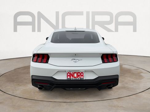 Used 2024 Ford Mustang Coupe RWD image 9