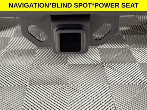 Used 2023 Toyota Tacoma TRD Off-Road w/ Advanced Technology Package image 28