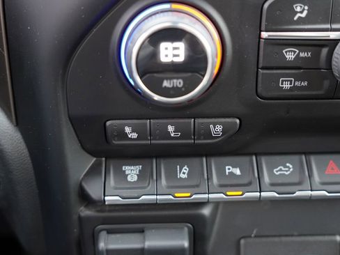 Certified 2023 Chevrolet Silverado 2500 High Country w/ Z71 Off-Road Package image 29