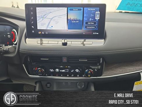 New 2026 Nissan Rogue Platinum w/ Platinum Premium Package AWD/4WD image 17