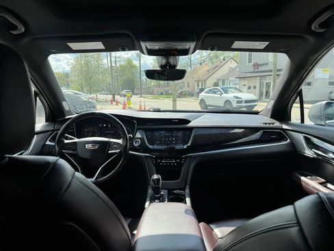 Used 2020 Cadillac XT6 Premium Luxury AWD/4WD image 24