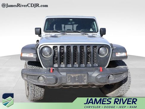 Used 2023 Jeep Gladiator Rubicon w/ Cold Weather Group image 7