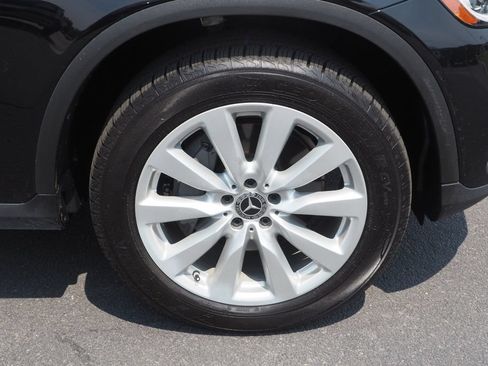 Used 2020 Mercedes-Benz GLC 300 4MATIC Coupe image 10