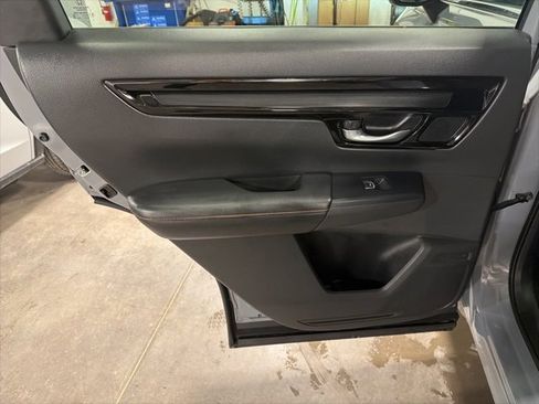 Used 2023 Honda CR-V Sport Touring image 10