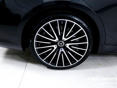 Used 2022 Mercedes-Benz S 580 4MATIC Sedan w/ AMG Line Package image 33