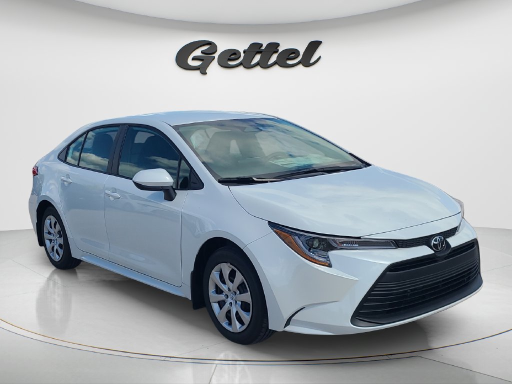 New 2027 Toyota Corolla LE FWD image 3