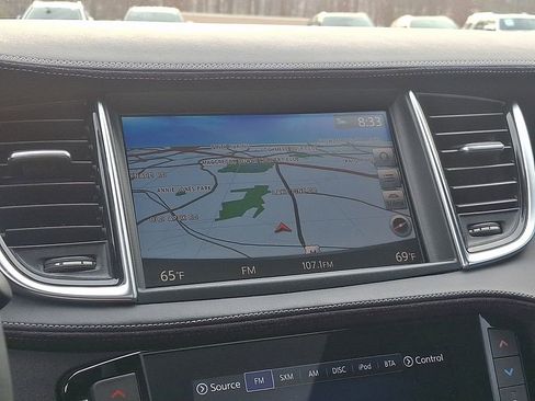 Used 2019 INFINITI QX50 Essential w/ Sensory Package image 17