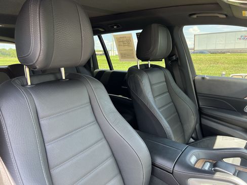 Certified 2024 Mercedes-Benz GLS 450 4MATIC image 35