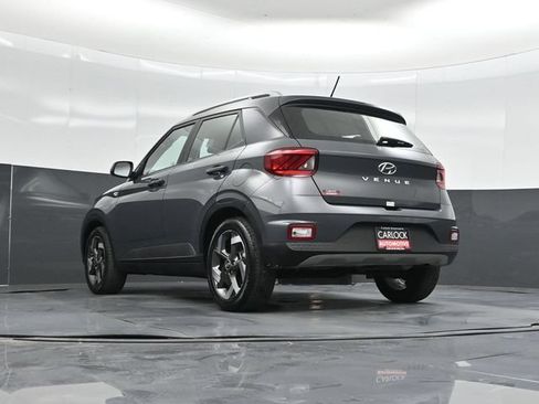 Used 2024 Hyundai Venue SEL FWD image 48