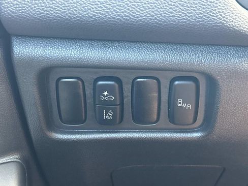 Used 2024 Mitsubishi Outlander Sport SE image 28