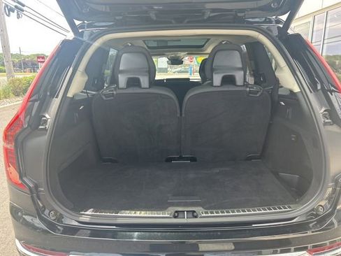 Certified 2025 Volvo XC90 B5 Plus AWD/4WD image 11