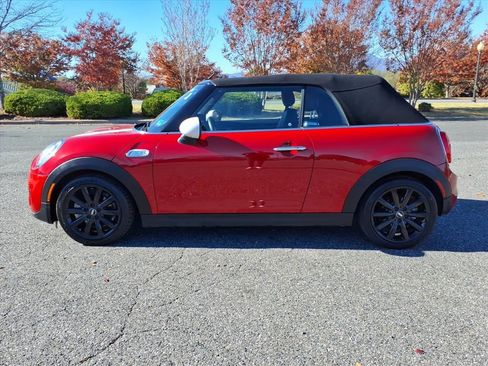Used 2018 MINI Cooper S image 13