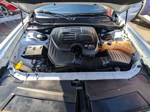 Used 2022 Dodge Challenger GT w/ Blacktop Package image 10