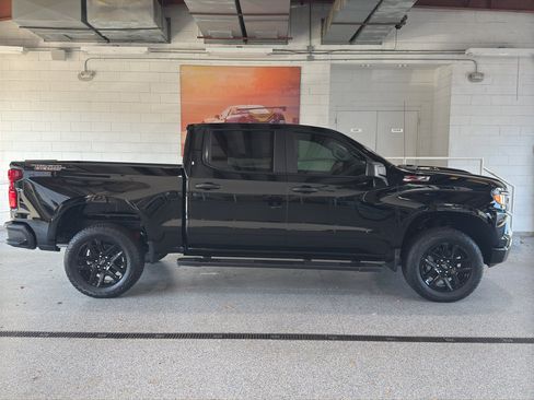 New 2026 Chevrolet Silverado 1500 Custom Trail Boss image 9