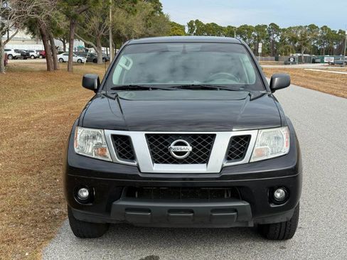 Used 2019 Nissan Frontier Desert Runner image 8