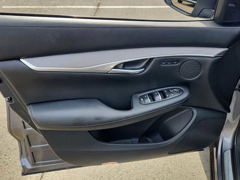 Used 2023 INFINITI QX50 Luxe image 12