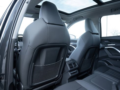 New 2025 Audi Q5 Prestige image 24