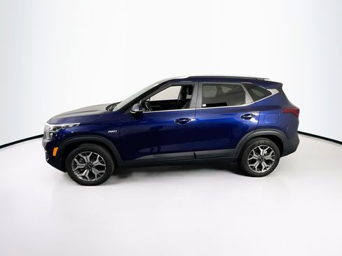 Used 2023 Kia Seltos EX AWD/4WD image 8