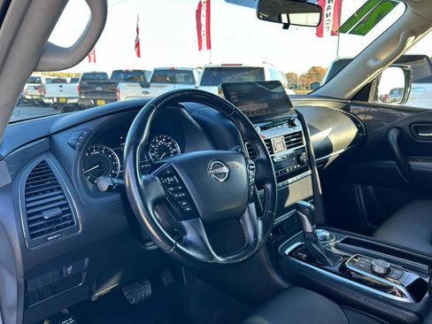 Used 2021 Nissan Armada SV AWD/4WD image 6