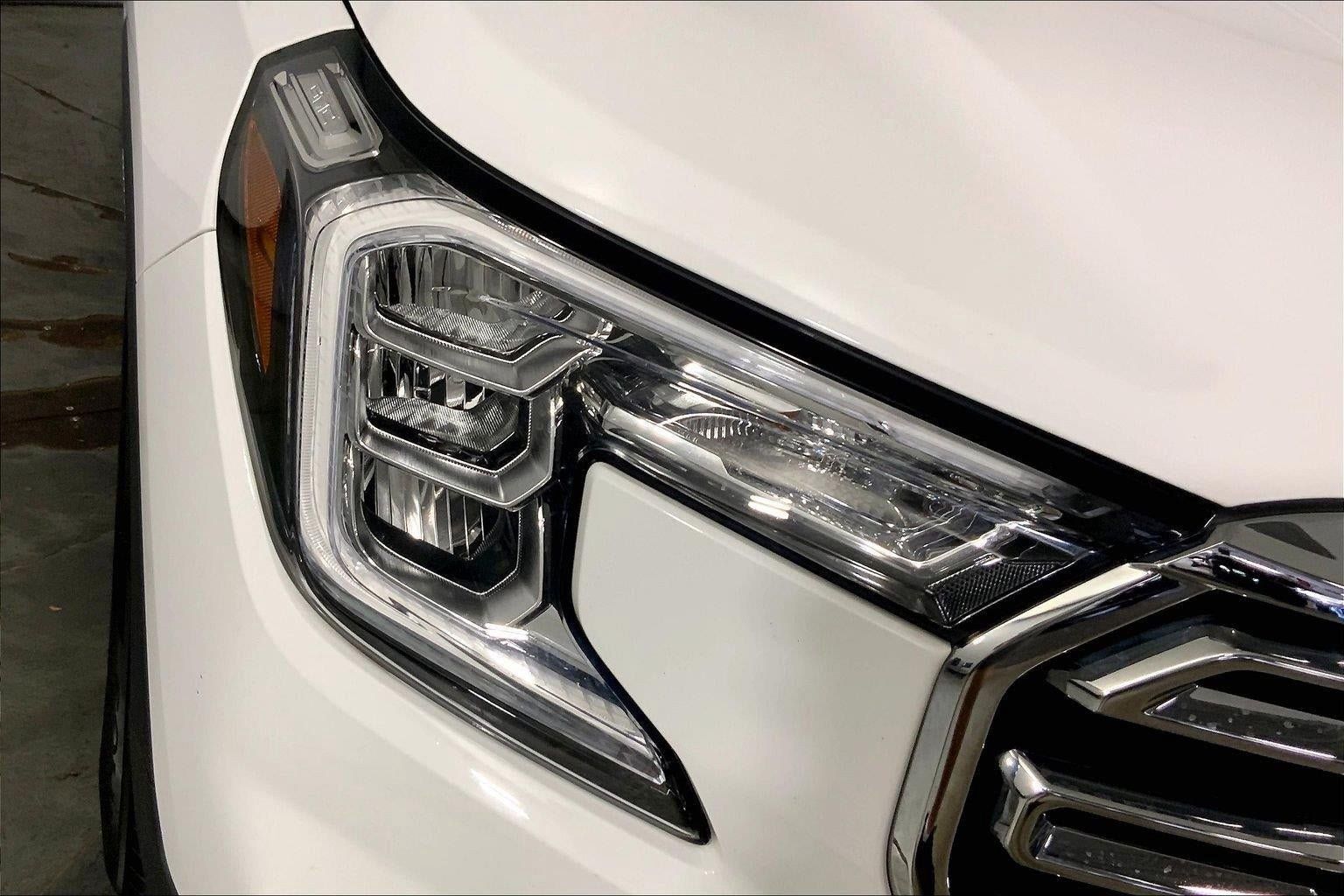 Used 2024 GMC Terrain SLT AWD/4WD image 26