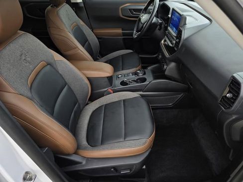 Used 2024 Ford Bronco Sport Outer Banks w/ Tech Package image 31