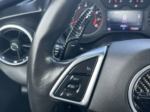 Used 2020 Chevrolet Camaro LT image 11