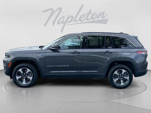 Used 2024 Jeep Grand Cherokee Limited 4xe AWD/4WD image 2