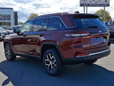 New 2025 Jeep Grand Cherokee Limited image 3