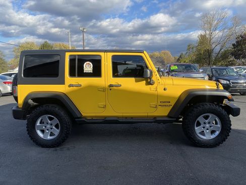 Used 2015 Jeep Wrangler Unlimited Sport w/ Quick Order Package 24S image 4