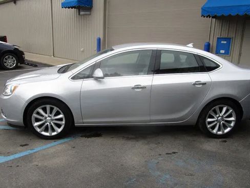 Used 2014 Buick Verano Convenience FWD image 3
