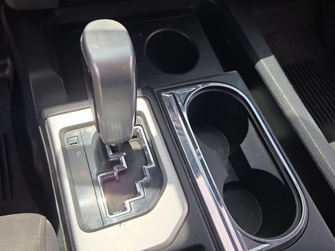 Used 2021 Toyota Tundra SR5 RWD image 11