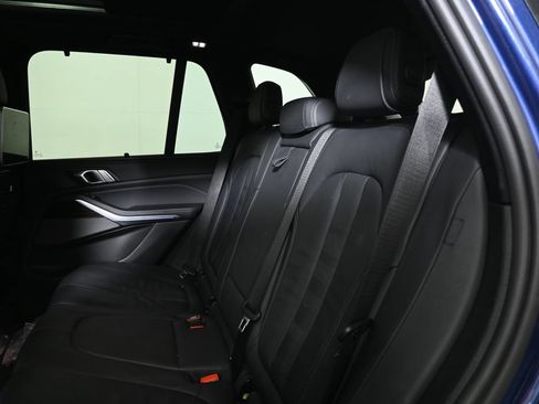 Used 2020 BMW X5 xDrive40i w/ Executive Package AWD/4WD image 6