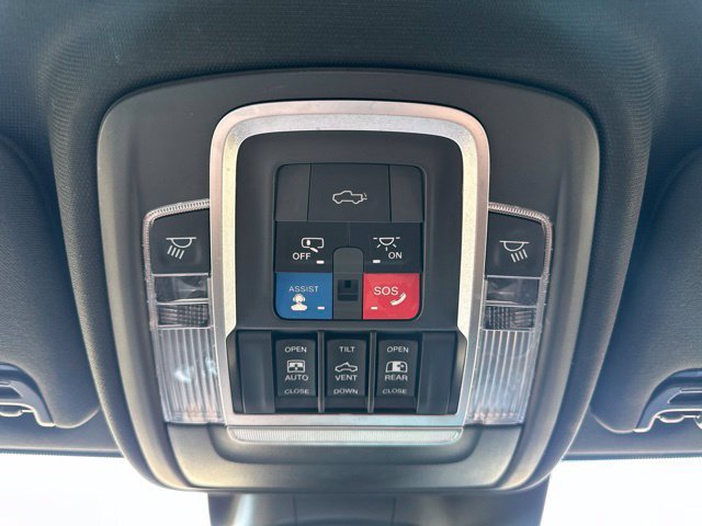 Used 2020 RAM 2500 Limited AWD/4WD image 25