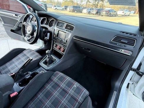 Used 2015 Volkswagen GTI S FWD image 17