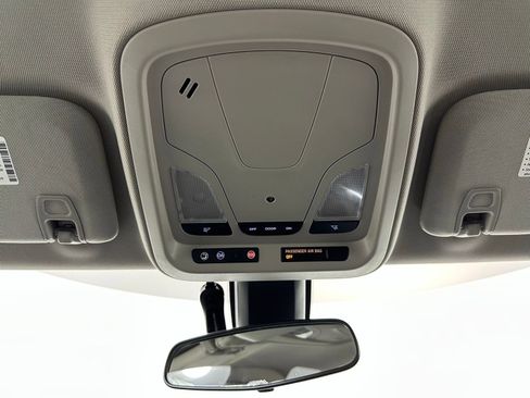 Used 2015 Chevrolet Impala LT image 34