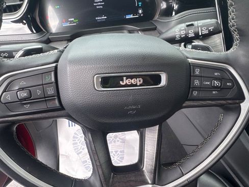 Used 2023 Jeep Grand Cherokee 4WD 4xe image 19